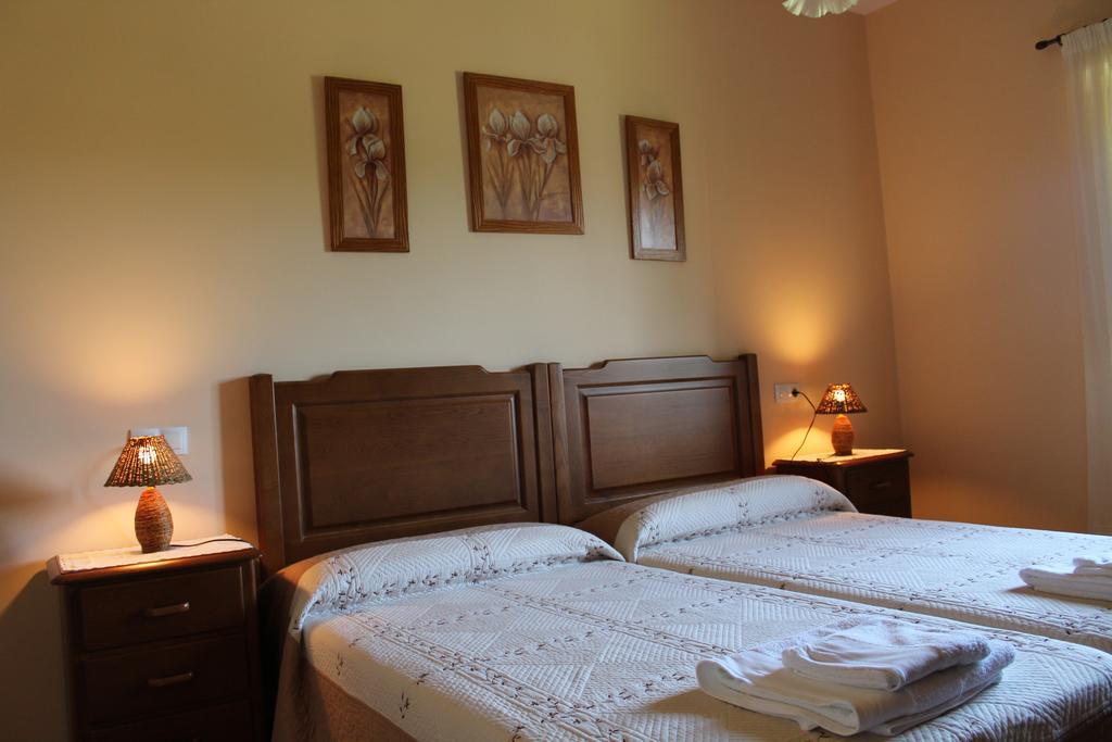 Apartamentos Casa Cerolleiro Castropol Εξωτερικό φωτογραφία