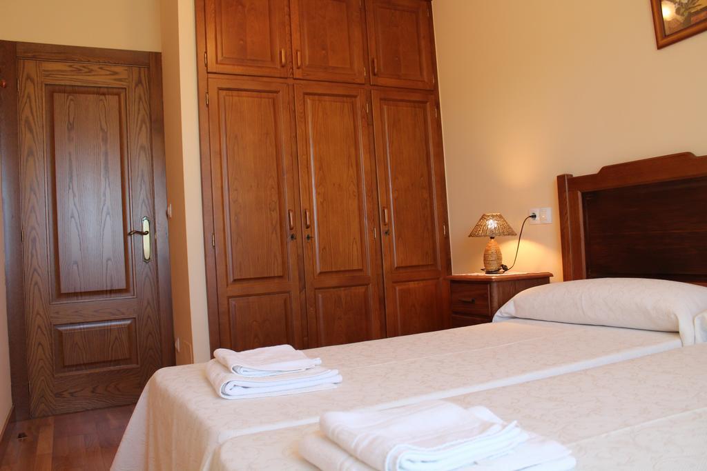 Apartamentos Casa Cerolleiro Castropol Εξωτερικό φωτογραφία