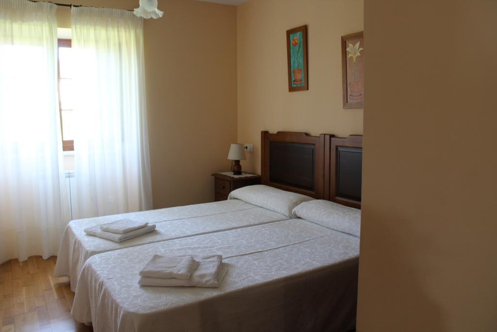 Apartamentos Casa Cerolleiro Castropol Εξωτερικό φωτογραφία