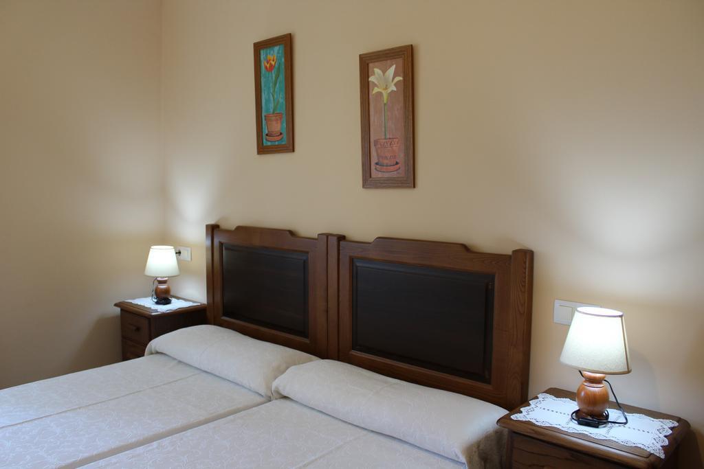 Apartamentos Casa Cerolleiro Castropol Εξωτερικό φωτογραφία